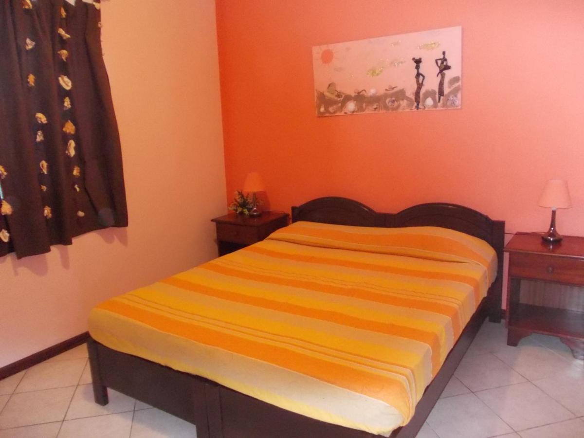 Casa Comba Bed & Breakfast Миндело Екстериор снимка